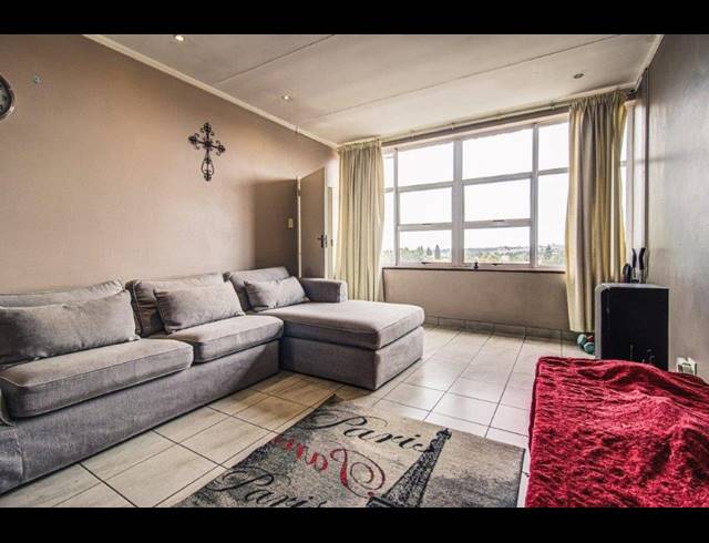 2 BEDROOM APARTMENT FOR SALE IN DOWERGLEN
